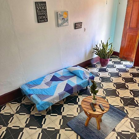Hotel Al Sole León Екстериор снимка