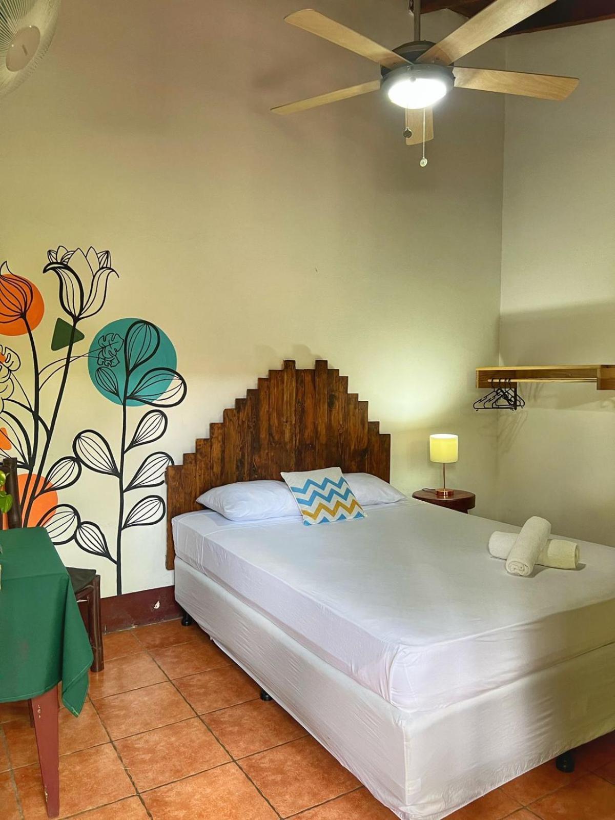 Hotel Al Sole León Екстериор снимка